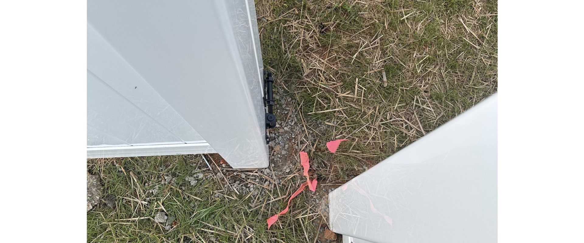 Finishing and Sealing a Vinyl Fence