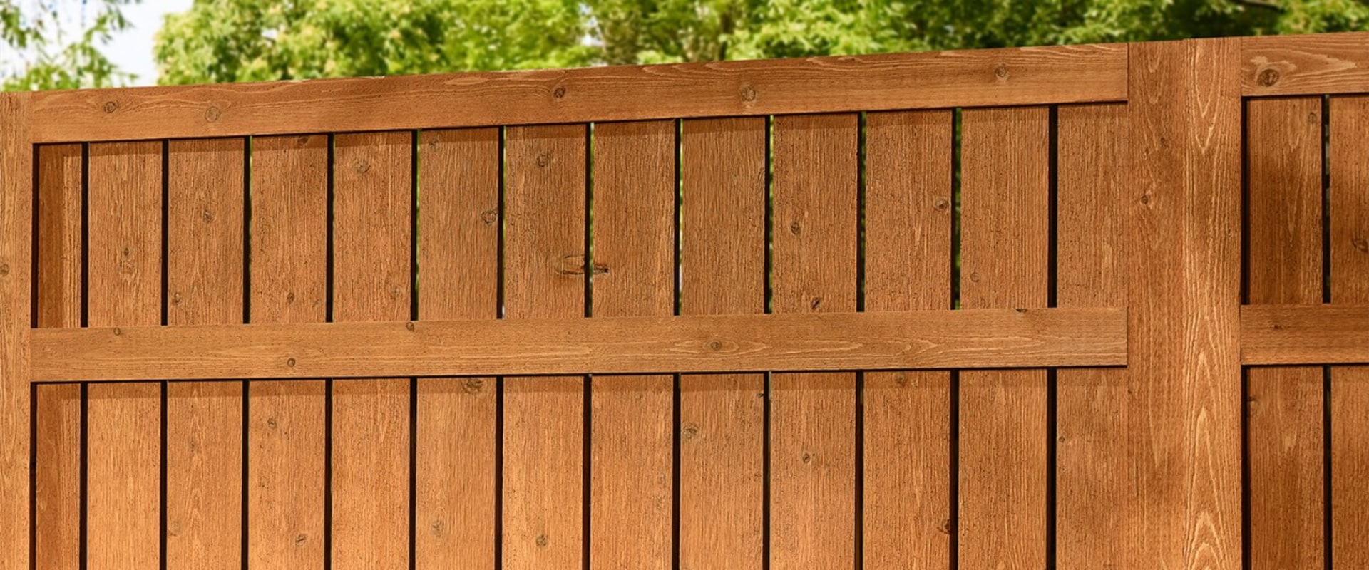 Finishing and Sealing a Wood Fence