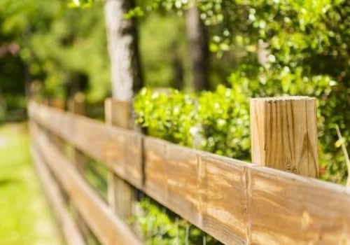 What time of year is fencing the cheapest?