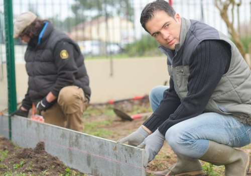 How to market a fencing company?
